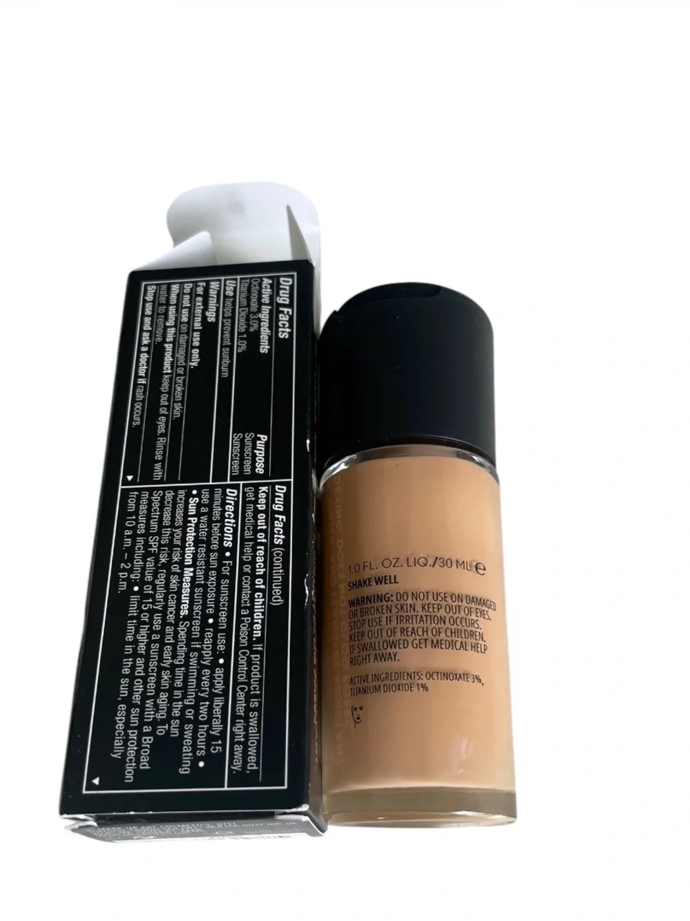 MAC Studio Fix Fluid SPF 15 24HR Matte Foundation NC25 1 fl Oz New In Box